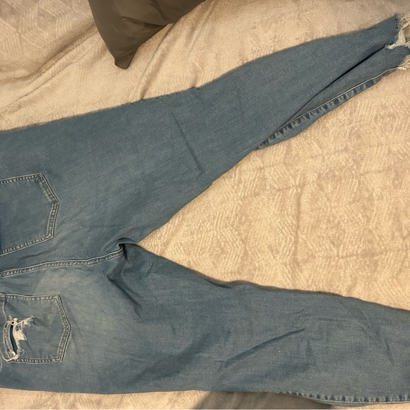 Torrid ripped jeans - Picture 4 of 5